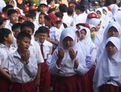 P2G Desak Disdik Bersikap Tegas soal Seragam Sekolah