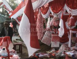 Pernak-pernik Merah Putih