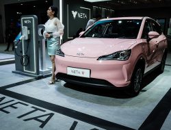 Penggunaan Mobil Listrik Diprediksi Meningkat 30 Persen di 2025