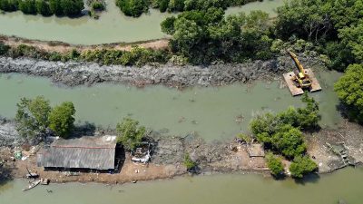 Cegah Banjir, Dinas SDABMBK Normalisasi Drainase