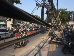 Penataan Kabel Utilitas Mendesak