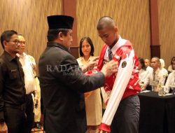 Sekda Kabupaten Bekasi Beri Semangat Anggota Paskibraka