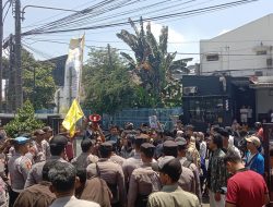Desak Hukum Berat Pelaku