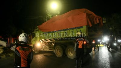Labrak Aturan, Puluhan Truk Diputar Balik