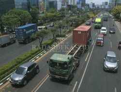 Nekat Melintas, Bakal Diputar Balik