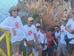 Banyak Objek Wisata, Warga Bertani dan Mencari Ikan