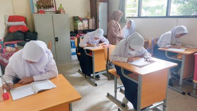 ANBK, Siswa SLB Perlu Waktu Melatih Motorik dan Pahami Soal
