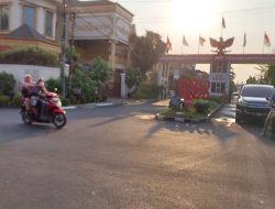 Penjagaan Ketat Rumah Firli Bahuri Usai Kabar Polisi Geledah Rumah Ketua KPK di Villa Galaxy Bekasi