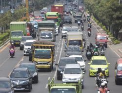 Optimalkan Kelancaran Lalu Lintas Selama Nataru, Angkutan Barang Dibatasi Hari Ini