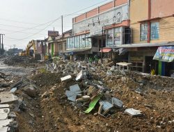 Pelebaran Jalan Inspeksi Kalimalang Terganjal Bangli