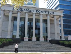 Perubahan Syarat Usia Cakada Tuai Kontroversi, 3 Hakim Dilaporkan ke KY