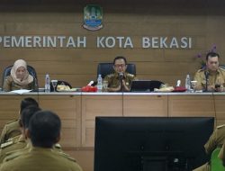 Rakor Bersama Camat dan Lurah, Pj Wali Kota Bekasi Tekankan Sinergitas dan Koordinasi