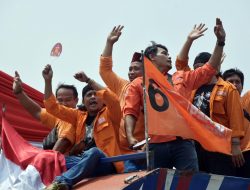 Distribusi Alat Peraga Mandek di Bekasi
