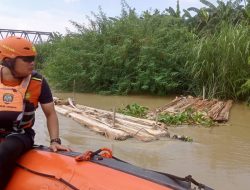 Seorang Warga Tenggelam di Sungai Citarum Pebayuran Bekasi, Tim SAR Gabungan Cari Korban