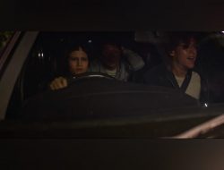 Lutesha, Ardhito Pramono, dan Chicco Kurniawan Kebut-kebutan Dikejar Polisi! Salah Satu Adegan Menegangkan di Film “13 Bom di Jakarta”
