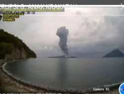 Gunung Anak Krakatau Erupsi, Luncuran Abu Vulkanik Setinggi 1.500 Meter, Status Siaga