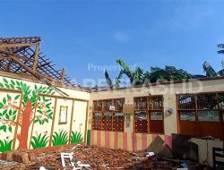 Ruang Kelas SDN Setiamekar 03 Tambun Bekasi Diperbaiki 2024
