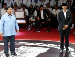 Prabowo Meninggi, Gibran Berdiri, Saat Anies Pertanyakan Putusan Etik MKMK