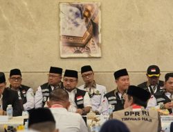 Masuk Makkah, Dua Anggota DPR RI Sempat Dimasukkan ke Ruangan 10 Menit