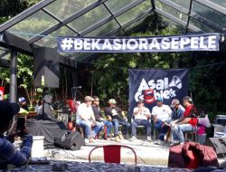 Komunitas Vespa se-Kota Bekasi Riding dan Sarapan Bareng Heri Koswara