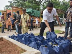 Paket Sembako Rusak Bisa Ditukar