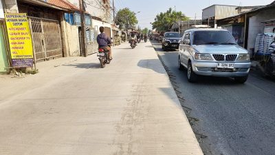 Awasi Pembangunan Jalan Pilar Sukatani Karangbahagia