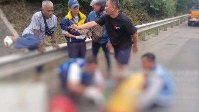 Anak Delapan Tahun Alami Patah Tulang Akibat Terjatuh dari JPO Tol JORR di Jatiasih      