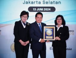 Hery Gunardi Dinobatkan CEO of The Year dan BSI sebagai Bank Syariah Terbaik