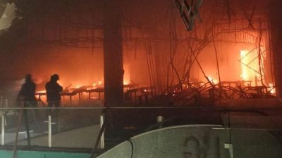 Pengunjung Tak Dengar Bunyi Alarm saat Kebakaran di Revo Mall