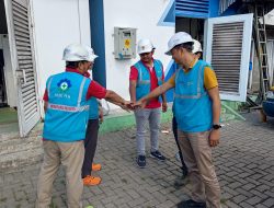 Dukung Peningkatan Penjualan, PLN Bekasi Lakukan Energize Perubahan Daya Pabrik Pengolahan Limbah Plastik   