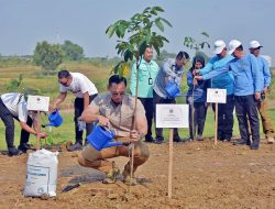 AHY Ajak Jajarannya Lakukan Penghijauan