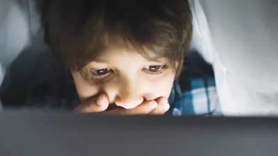 Konten Dewasa Diizinkan Beredar Bebas di X, Berikut Tanda Anak Sudah Kecanduan Pornografi