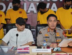 Admin Judi Online Diamankan Polda Jabar, Uang Rp956 Juta Disita