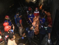 Polisi Selidiki Kebakaran Gudang Perabotan di Jatiasih