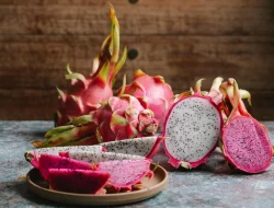 Manfaat Buah Naga, Bikin Glowing Hingga Ampuh Usir Jerawat