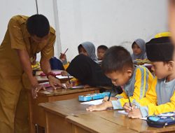 Pencairan Honor ke-13 bagi GTK di Kabupaten Bekasi Molor
