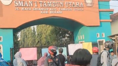 Kecewa Anaknya Tak Lolos PPDB SMAN 1 Tambun Utara, Orangtua Calon Siswa Gembok Pagar Sekolah