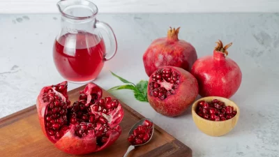 Kaya Vitamin dan Nutrisi, Ini Manfaat Mengonsumsi Delima Bagi Kesehatan Tubuh