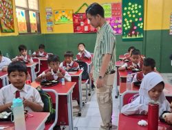 Uji Coba Makan Bergizi Gratis di Tiga SDN Teluk Pucung Kota Bekasi Berlangsung Sebulan