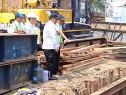 Pembangunan Jembatan Penghubung Tiga Desa di Muaragembong Terus Dikebut