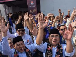 Nyalon Bupati Bekasi, BN Holik Tinggalkan Kursi DPRD Provinsi Jawa Barat   