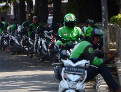 Ribuan Ojol Kota Bekasi Merapat ke Jakarta