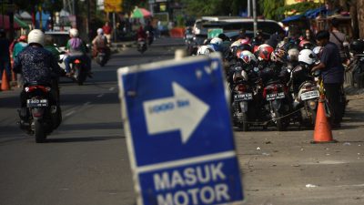 Parkir dan PKL Alun-Alun M Hasibuan Mulai Ditata