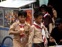 Pemkot Bekasi Awasi Jajanan Sekolah