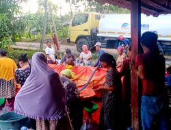 Peduli Bencana Kekeringan, Perumda Tirta Bhagasasi Bekasi Distribusikan Air Bersih untuk Masyarakat