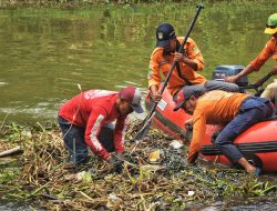 Aksi Bersama Restorasi Bantaran Kali Cikarang