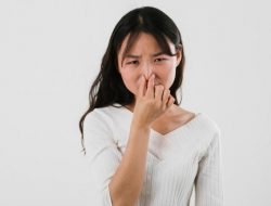 5 Penyebab Utama Bau Mulut Saat Bangun Tidur