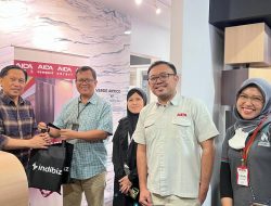 Peringati Hari Pelanggan Nasional, GM Telkom Witel Bekasi-Karawang Kunjungi PT AICA Indonesia   