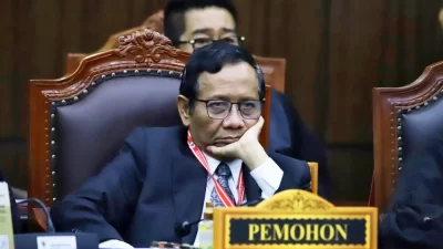 Mahfud MD Desak KPK Selidiki Dugaan Penerimaan Gratifikasi Privat Jet Kaesang