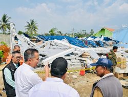 Bey Tinjau Lokasi Gempa di Bogor, Warga Diminta Waspada
